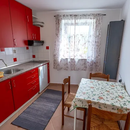Ruža *