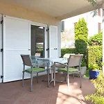 Ruža Apartament Porat (Krk)