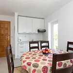 Apartament Ruža *